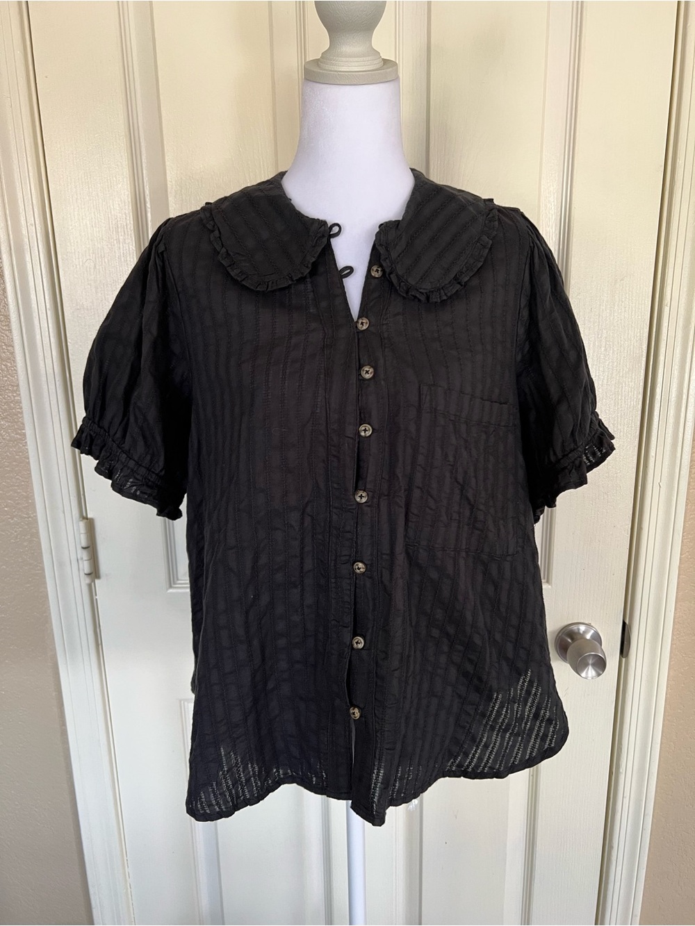 Pilcro Black Cotton Peter Pan Collar Puff Sleeve Blouse XL